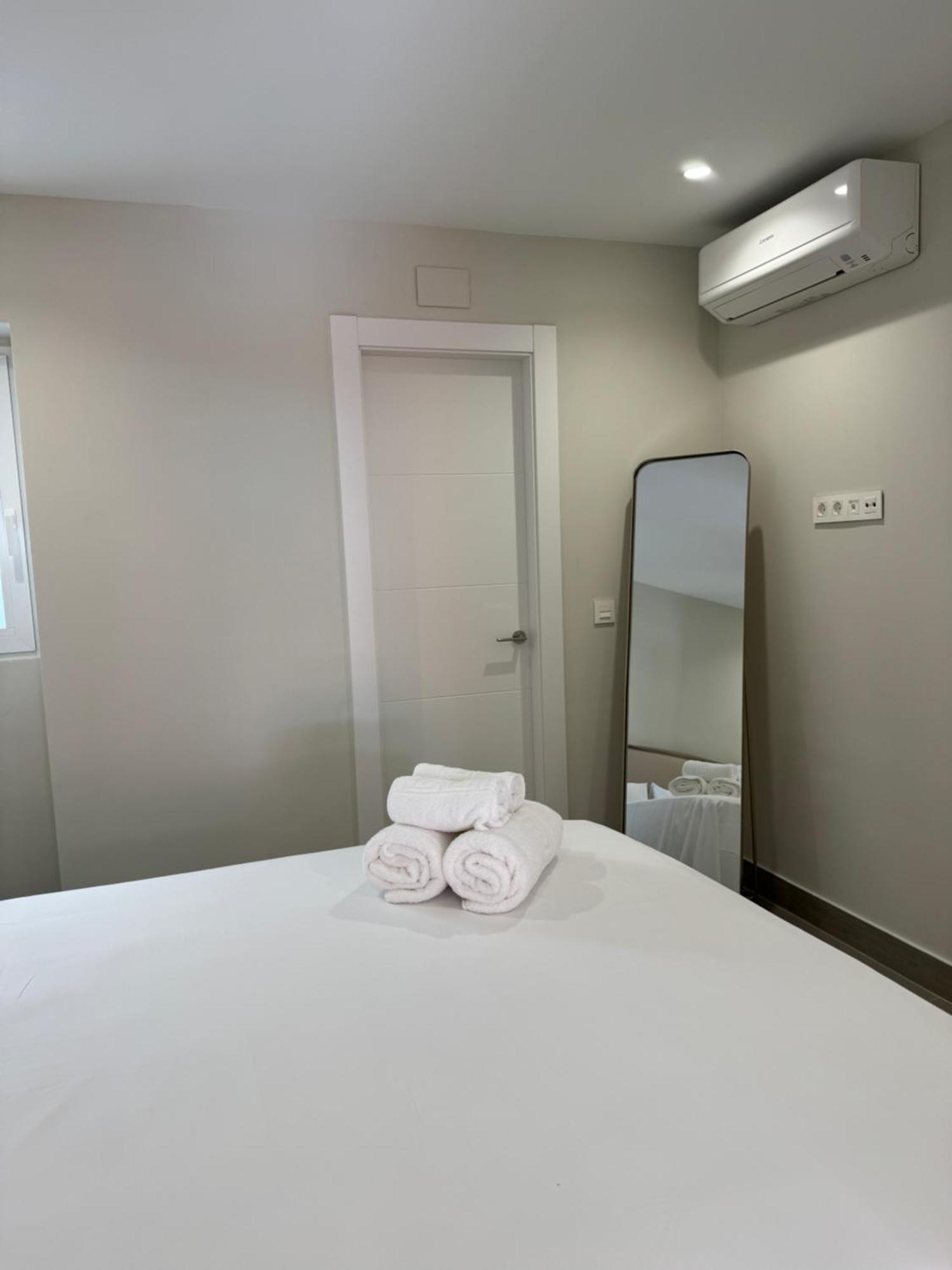 Navas 102 Cosmopolitan Loft Apartment Granada Luaran gambar
